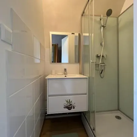 Voute Atypique 40 M2 * Montaigut-le-Blanc (Puy-de-Dome)