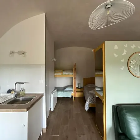 Voute Atypique 40 M2 Apartamento Montaigut-le-Blanc (Puy-de-Dome)